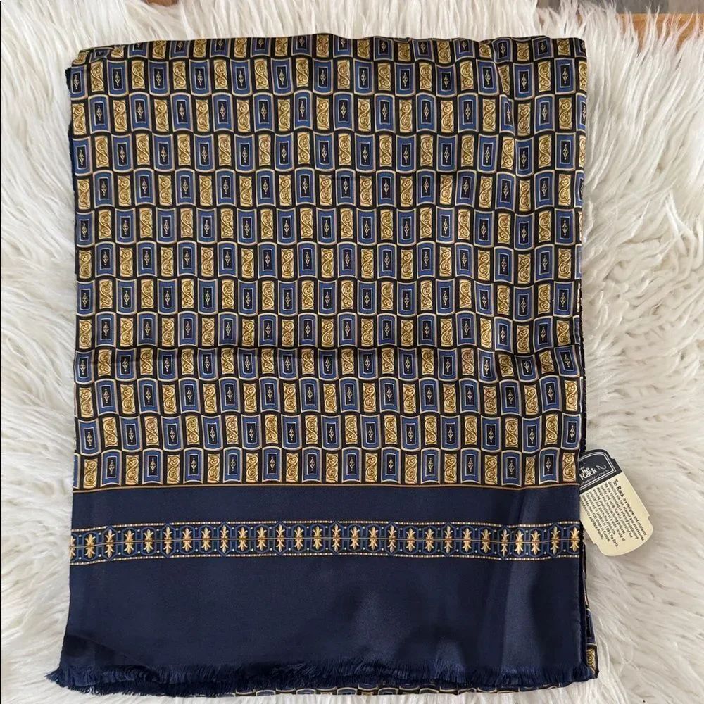 Tie Rack Silk & Lambswool Elegant Navy and Gold Men's Scarf NWT